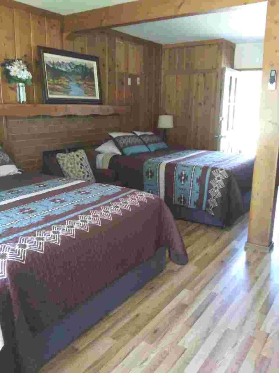 Kern Riverfront Lodge 컨빌 외부 사진