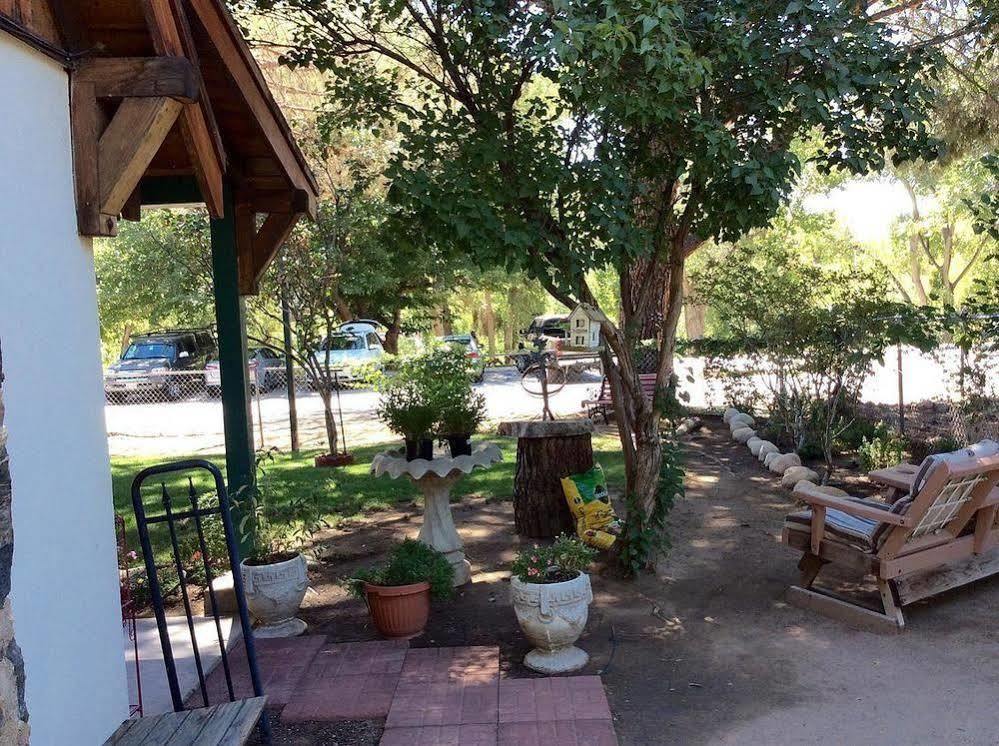 Kern Riverfront Lodge 컨빌 외부 사진